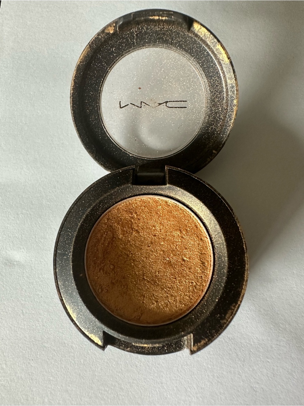 MAC Cosmetics Shimmery Golden Bronze Baked Eyeshadow